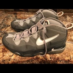 Nike Air Max Uptempo size 10.5